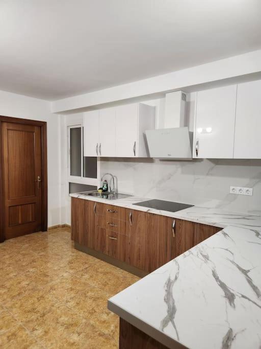 Lujoso Apartamento Vacacional Lejlighed Carrizal Eksteriør billede